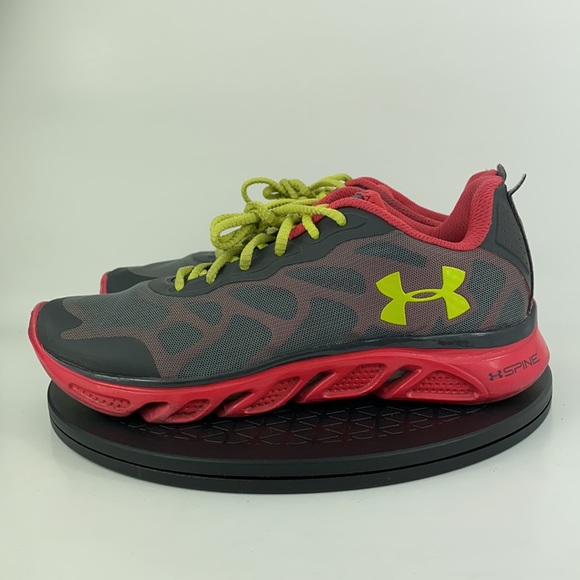 Under Armour Spine Venom Athletic Running Shoes 1235703-019 Women's Size 9.5 - Picture 8 of 12